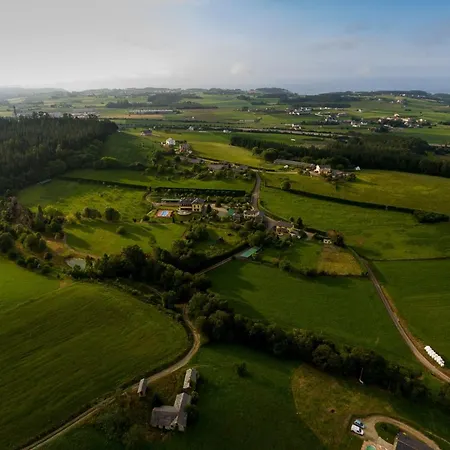 Hacienda Llamabua Navia