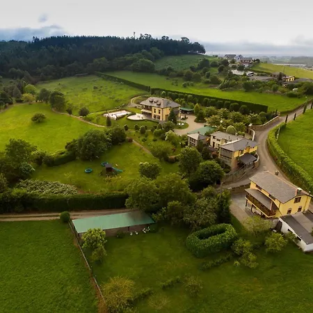 Hacienda Llamabua 3* Navia