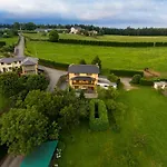 Hacienda Llamabua Апарт-отель