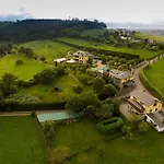 Hacienda Llamabua 3* Навия