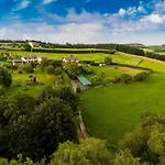 Апарт-отель Hacienda Llamabua