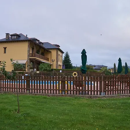 Lejlighedshotel Hacienda Llamabua Navia
