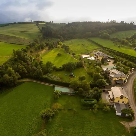 Hacienda Llamabua Hotel apartamentowy 3*