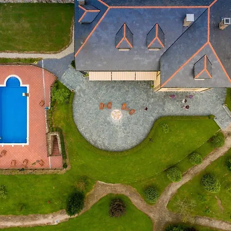 Hacienda Llamabua Lejlighedshotel Navia