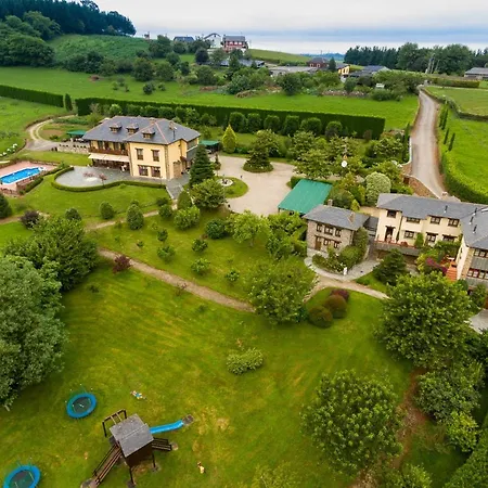 Hacienda Llamabua Navia