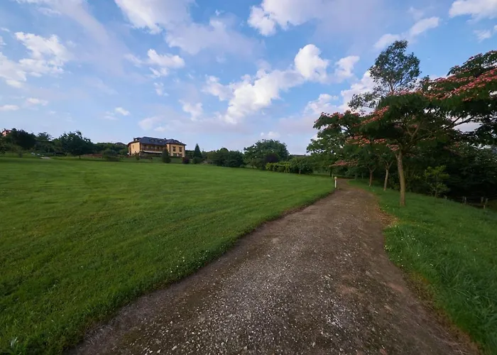 Apartahotel Hacienda Llamabua 3*