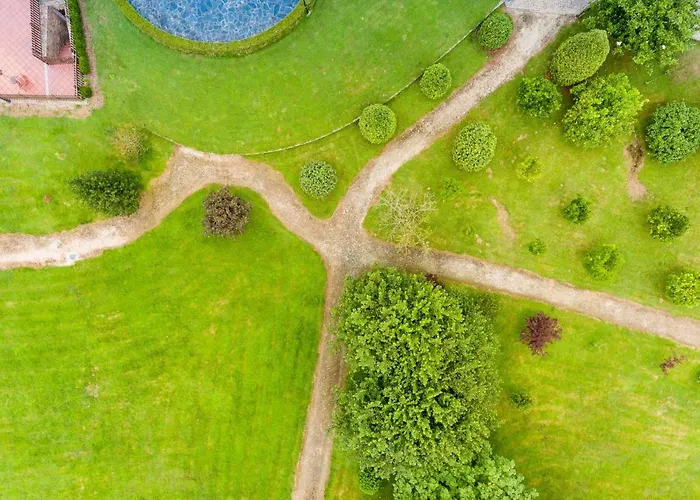 Hacienda Llamabua Apartahotel Navia