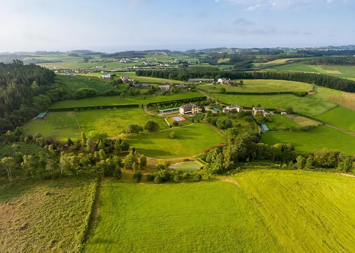 Apartahotel Hacienda Llamabua Navia