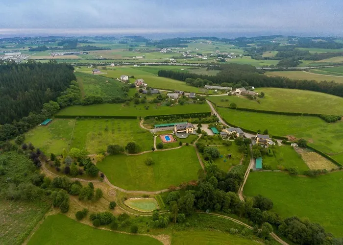 Hacienda Llamabua Apartahotel Navia