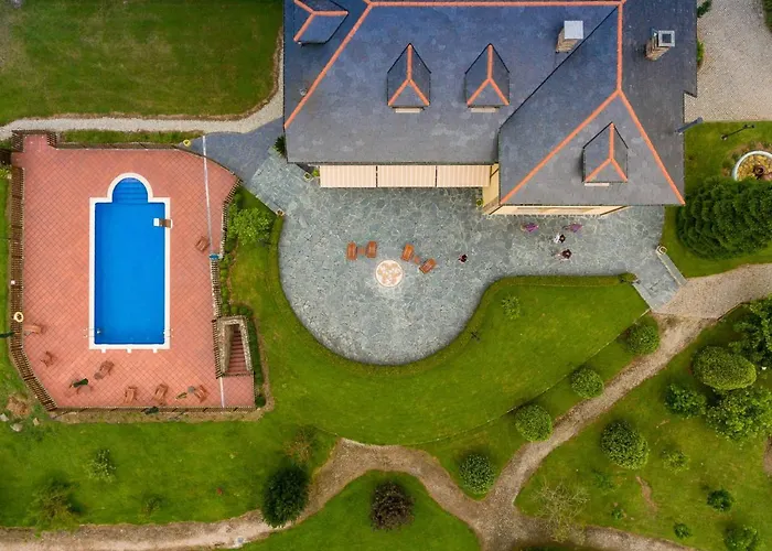 Hacienda Llamabua Apartahotel Navia